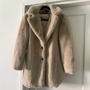 Zara Women's Cream Oversized Teddy Jacket